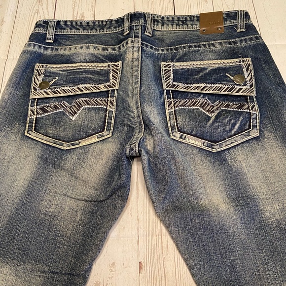 Men’s Slim Fit Jeans - Picture 6 of 12